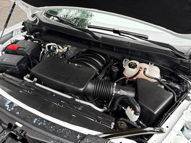 Used 2026 Chevrolet Suburban RST AWD/4WD image 37