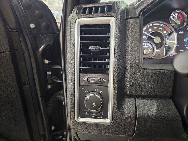 Used 2018 RAM 1500 Limited AWD/4WD image 14