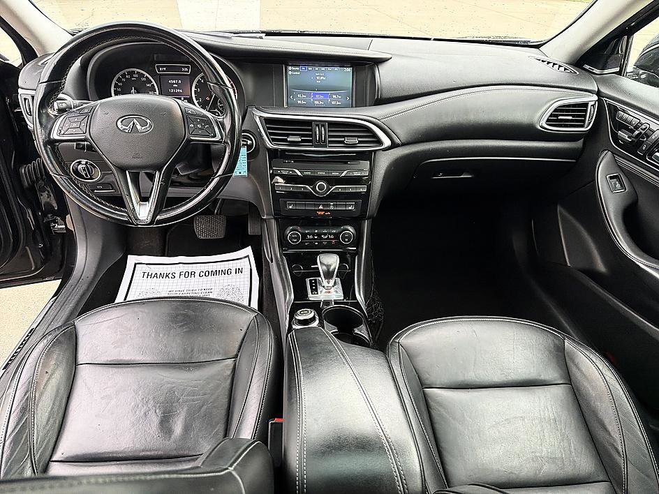 Used 2017 INFINITI QX30 Premium w/ Cargo Package AWD/4WD image 23