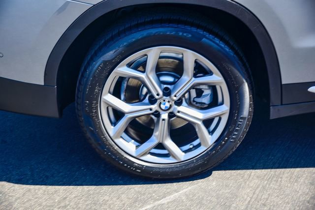 Used 2024 BMW X3 sDrive30i w/ Convenience Package image 9