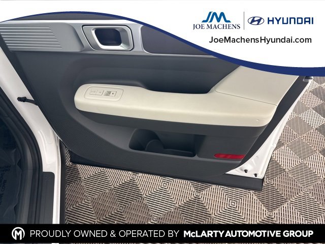 Certified 2024 Hyundai Santa Fe SE image 23