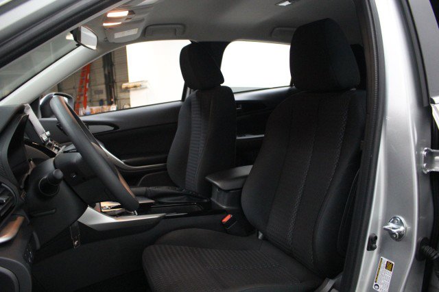 New 2026 Mitsubishi Eclipse Cross ES image 7