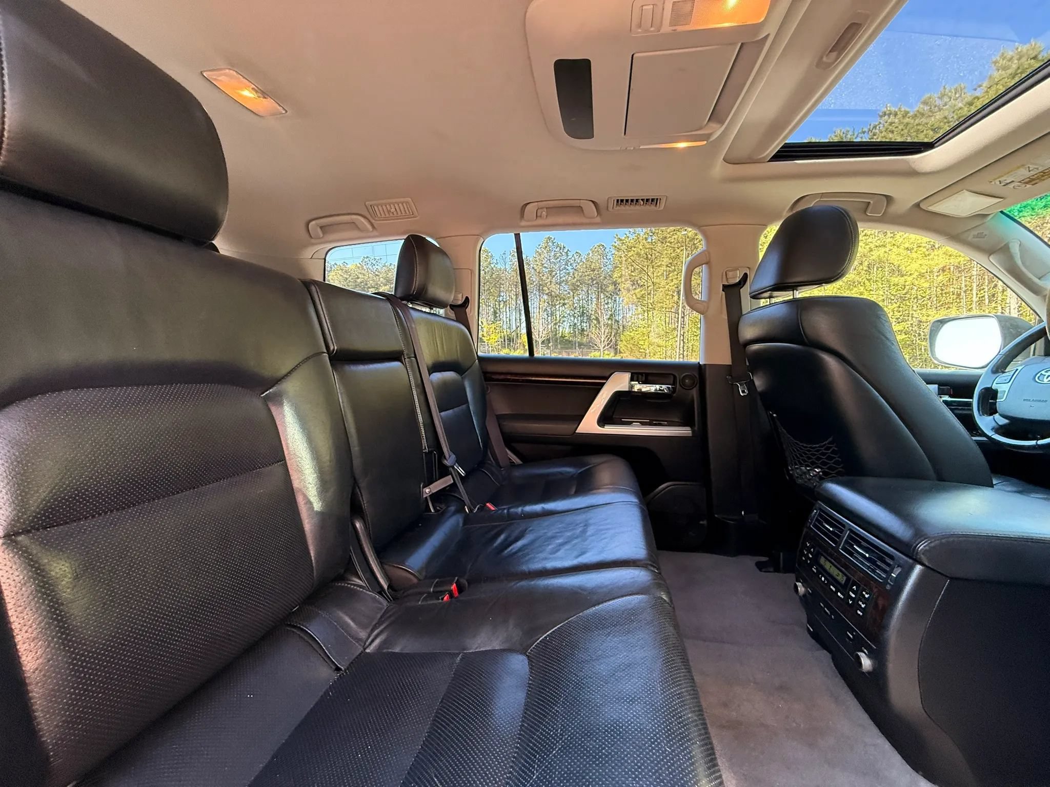 Used 2014 Toyota Land Cruiser AWD/4WD image 24
