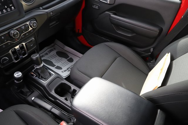 Used 2023 Jeep Gladiator Willys image 26