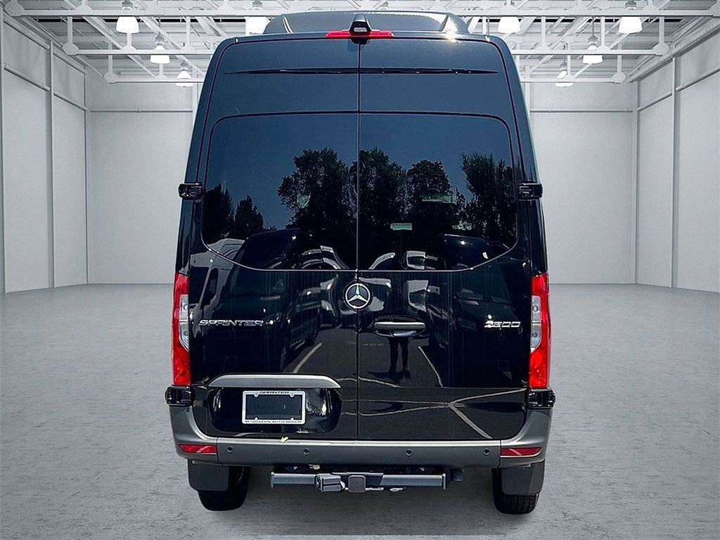 New 2025 Mercedes-Benz Sprinter 2500 image 3