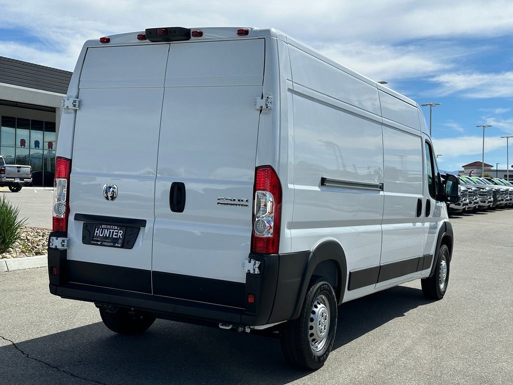 New 2026 RAM ProMaster 2500 image 8