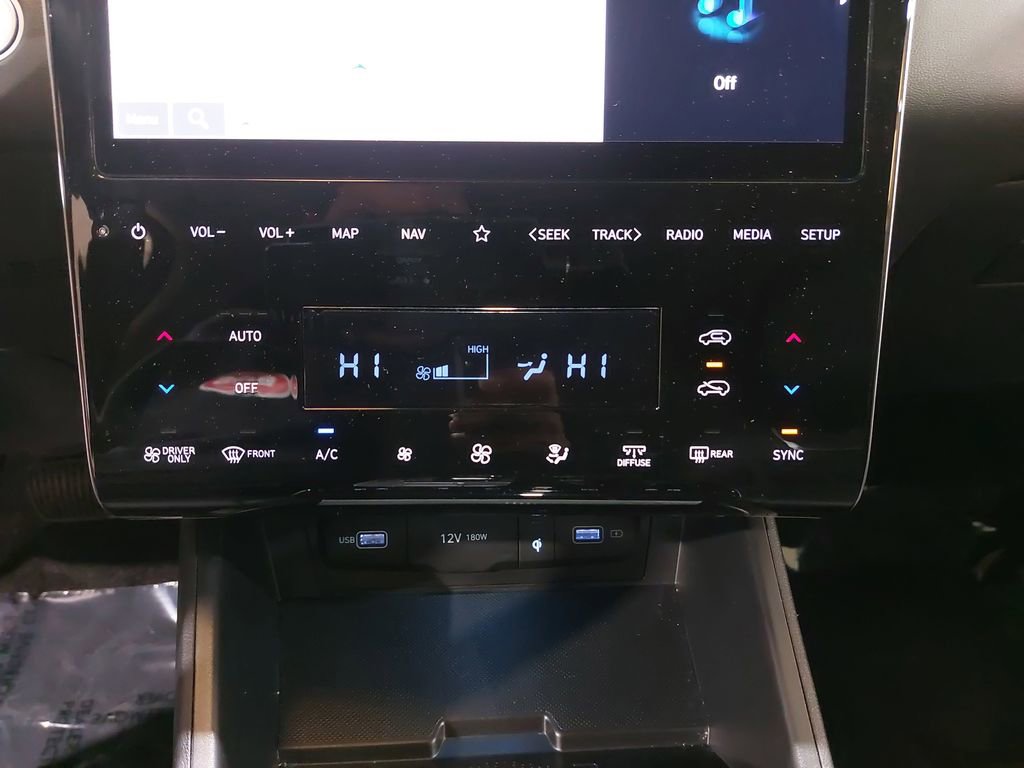 Certified 2024 Hyundai Tucson Limited image 24