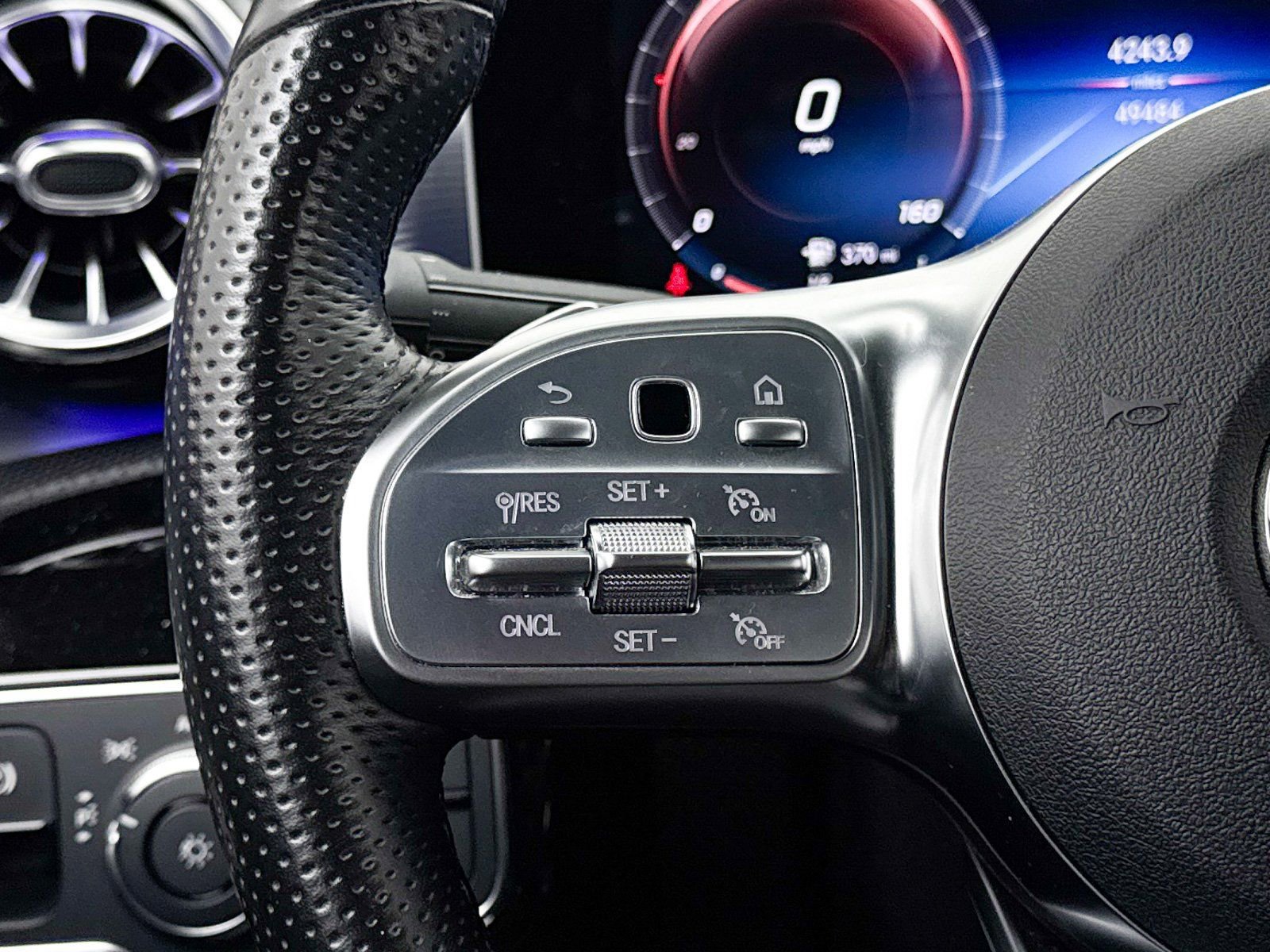 Used 2020 Mercedes-Benz CLA 250 image 33