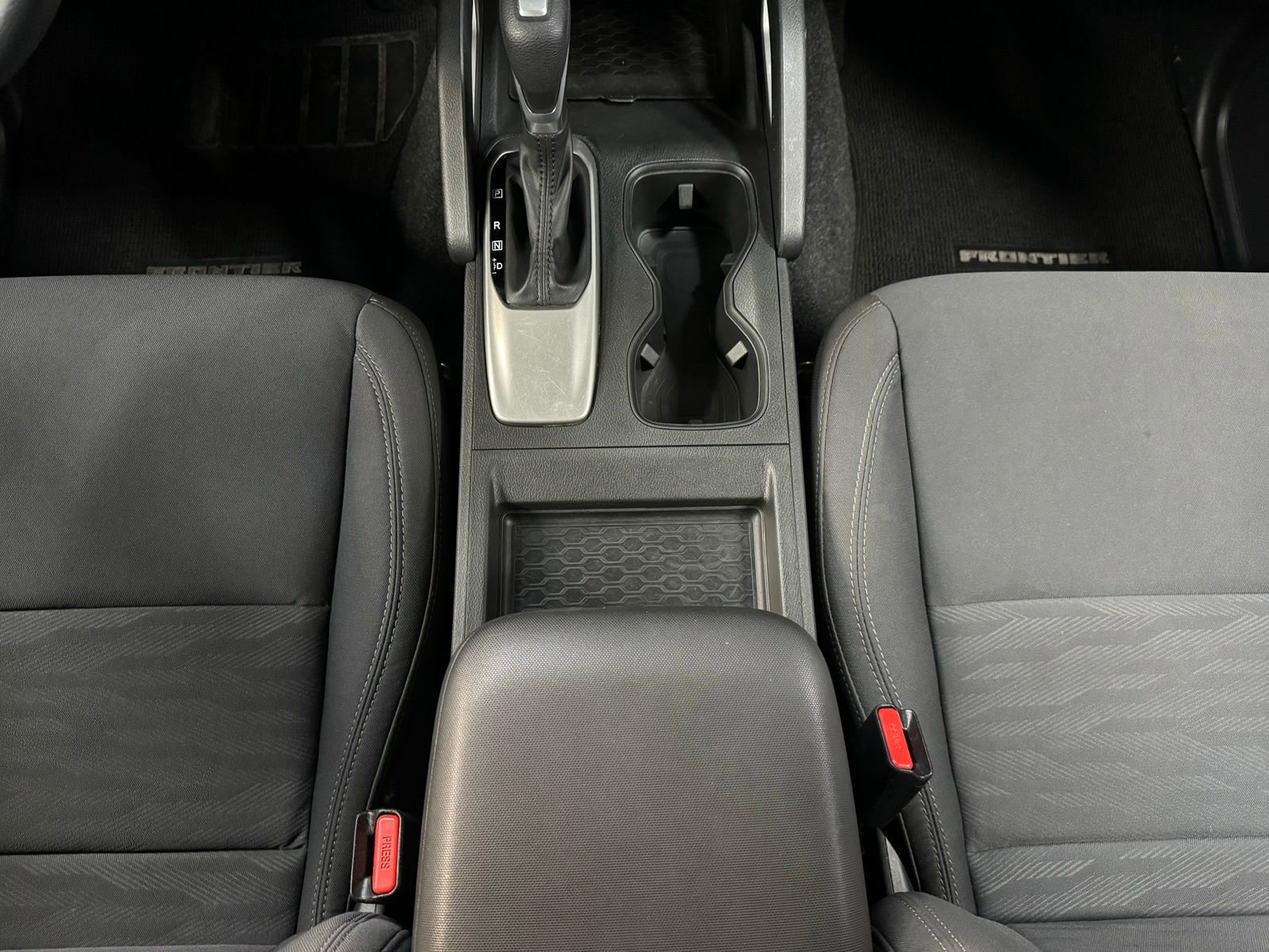 Used 2023 Nissan Frontier SV image 20