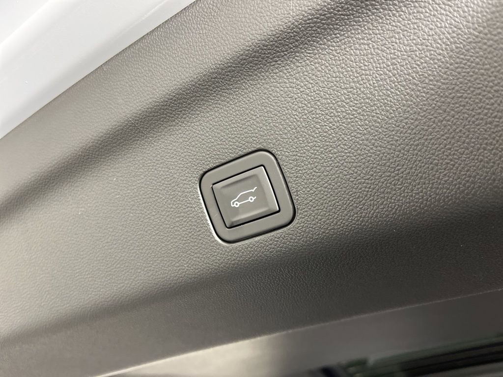 New 2026 Chevrolet Tahoe High Country image 25
