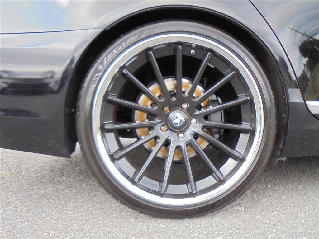 Used 2013 Lexus LS 460 AWD image 19