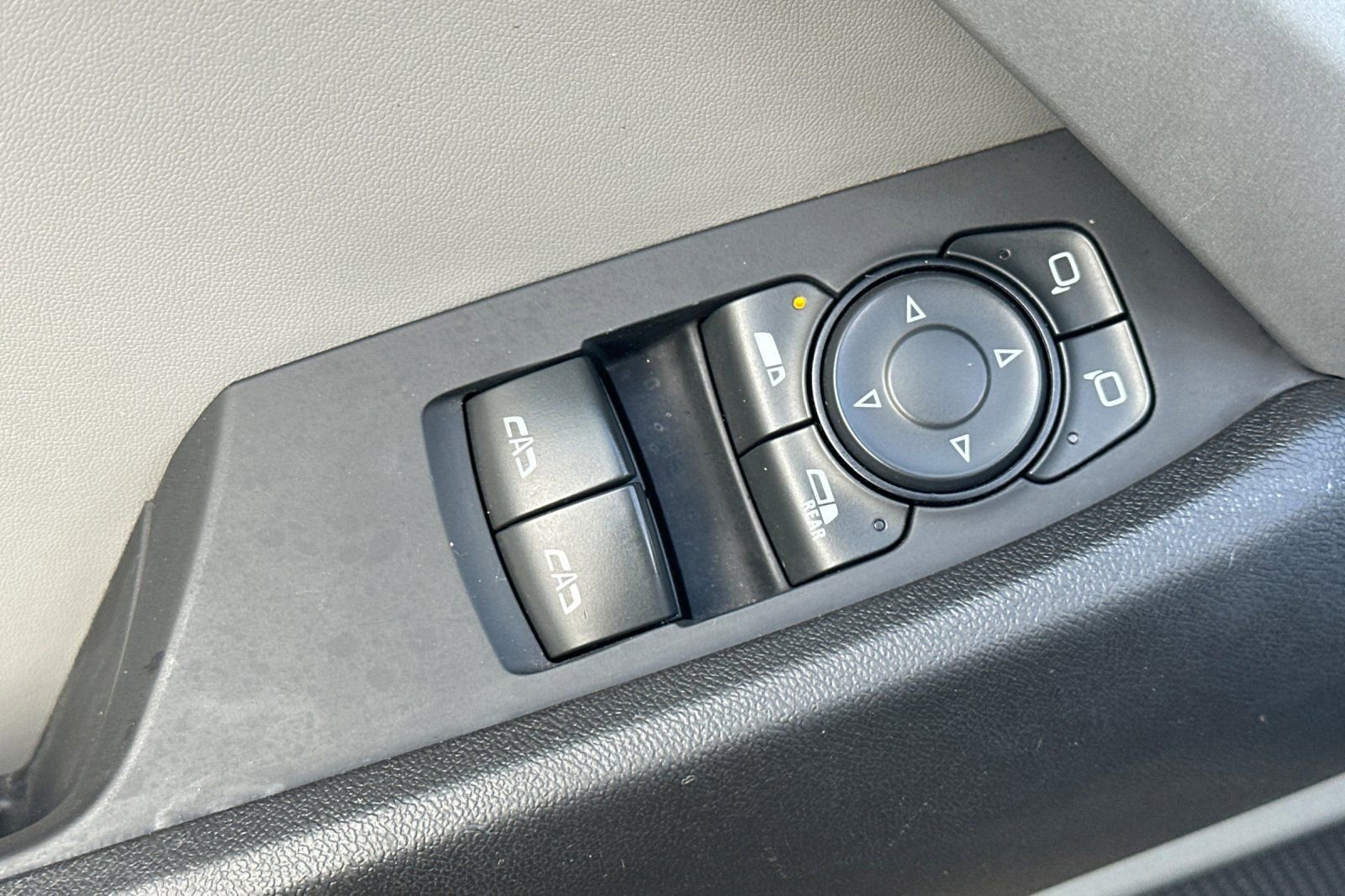 Used 2023 Chevrolet Camaro LT image 13