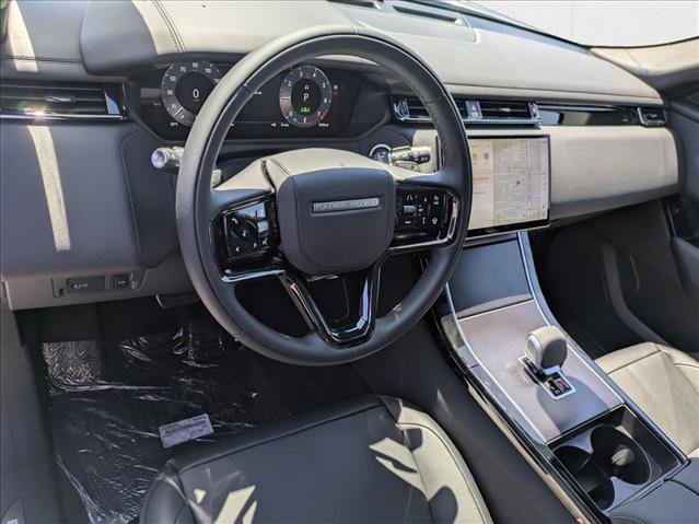 New 2026 Land Rover Range Rover Velar Dynamic SE image 3