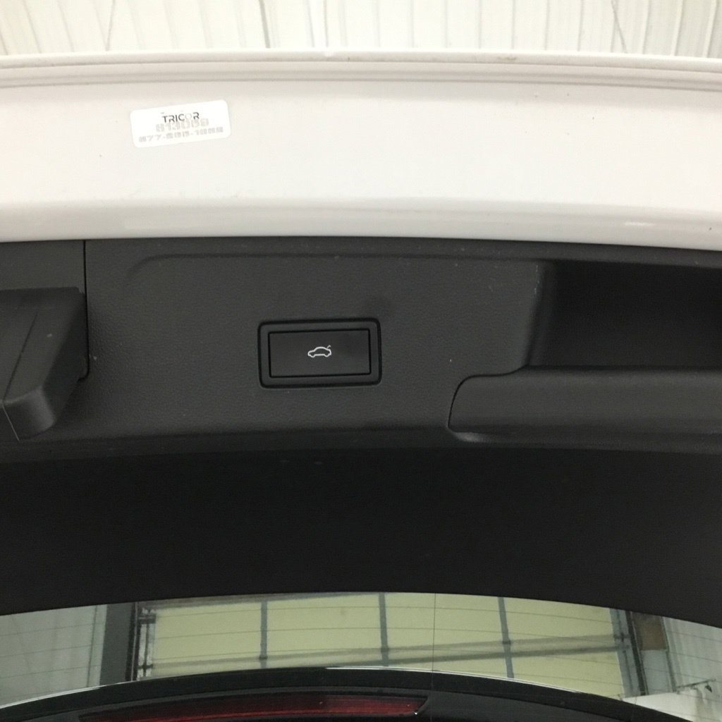 Used 2024 Volkswagen Atlas Cross Sport SEL Premium R-Line AWD/4WD image 44