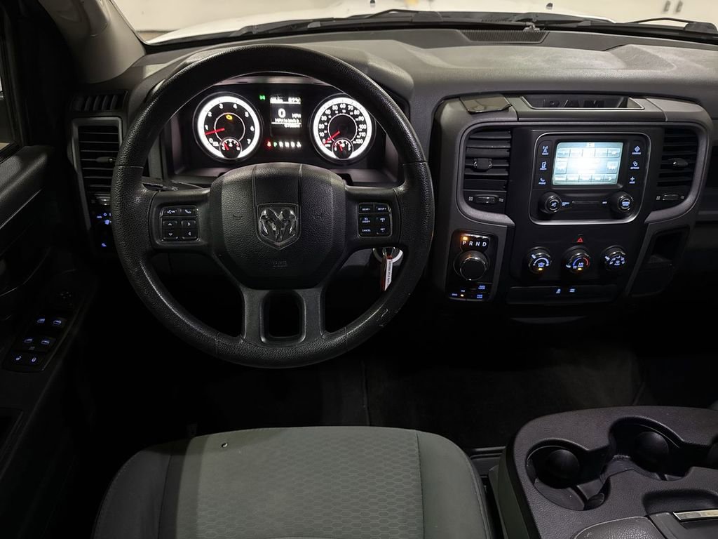 Used 2016 RAM 1500 Express AWD/4WD image 11
