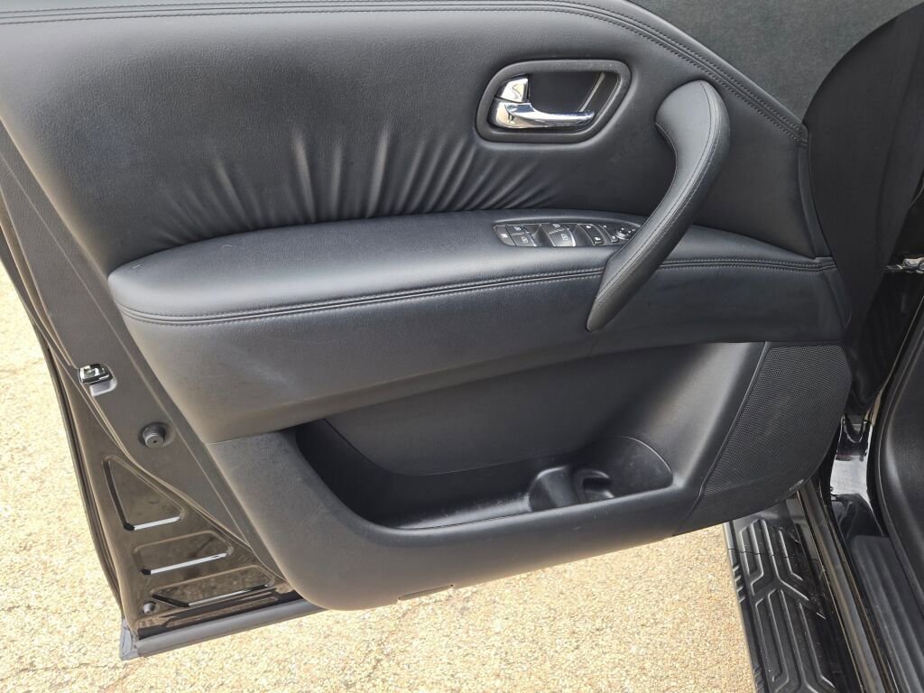 Used 2021 Nissan Armada SV w/ SV Appearance Package AWD/4WD image 20