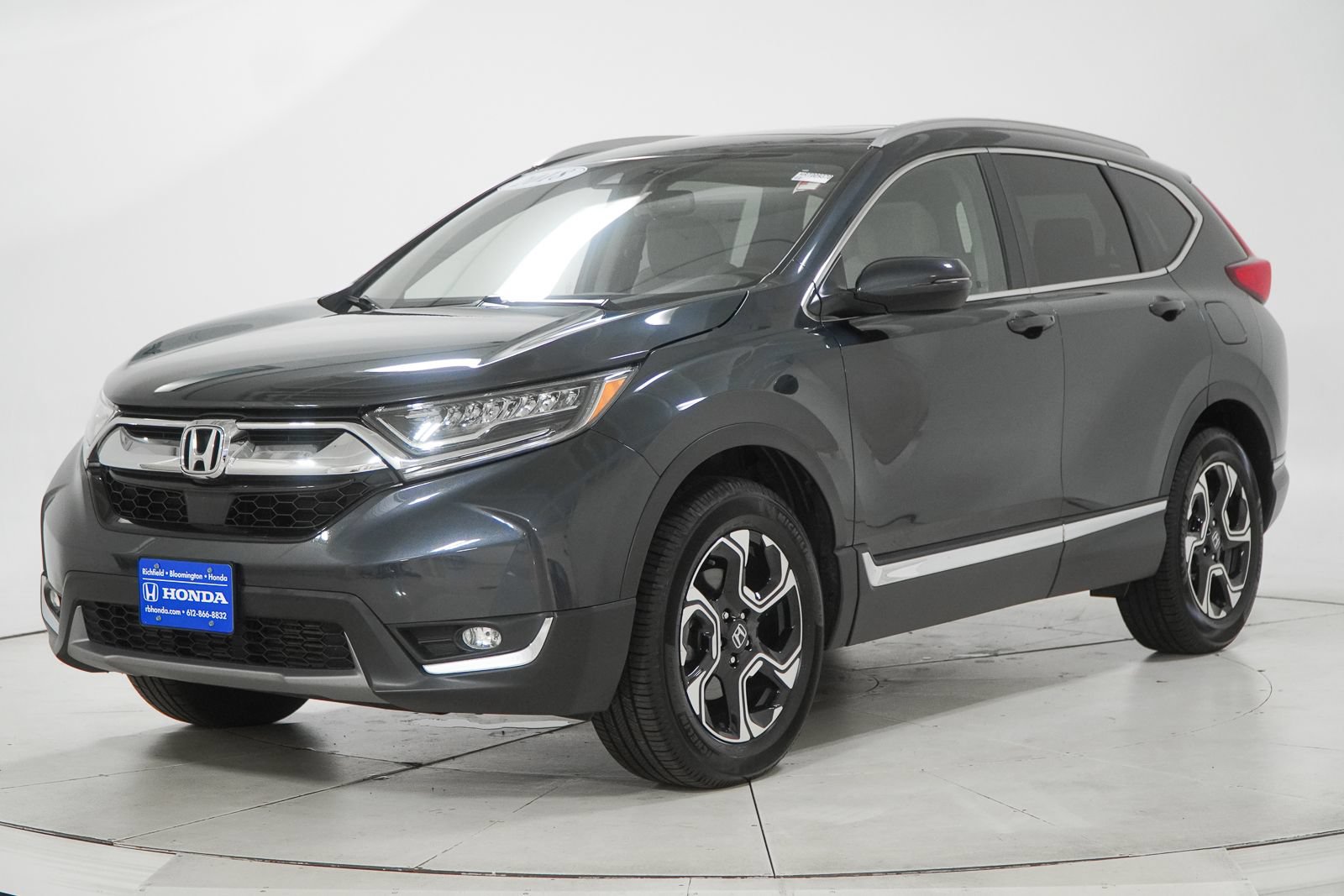 Used 2018 Honda CR-V Touring image 4