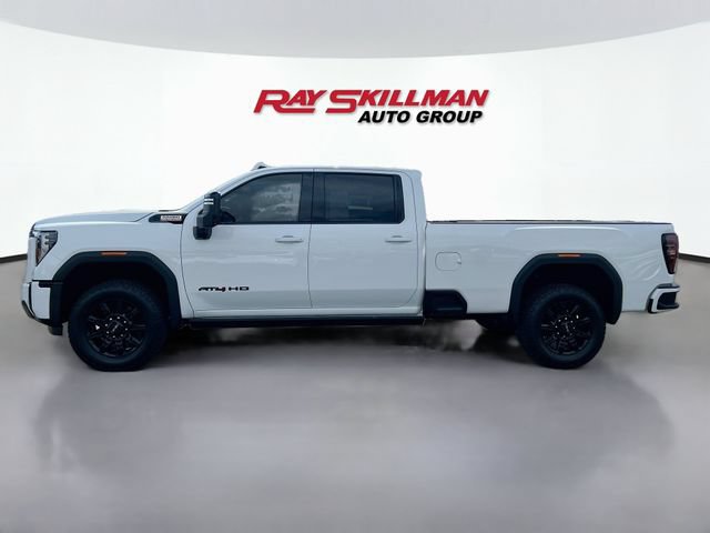 Used 2025 GMC Sierra 3500 AT4 w/ AT4 Premium Plus Package AWD/4WD image 4