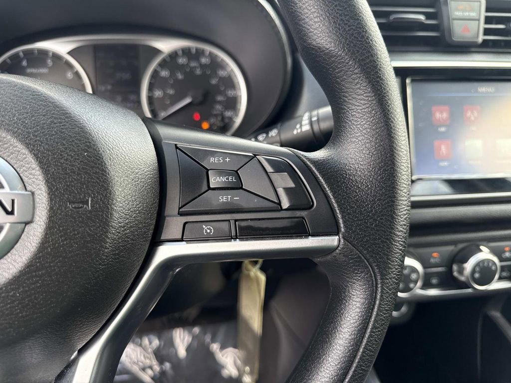 Used 2022 Nissan Versa S image 28