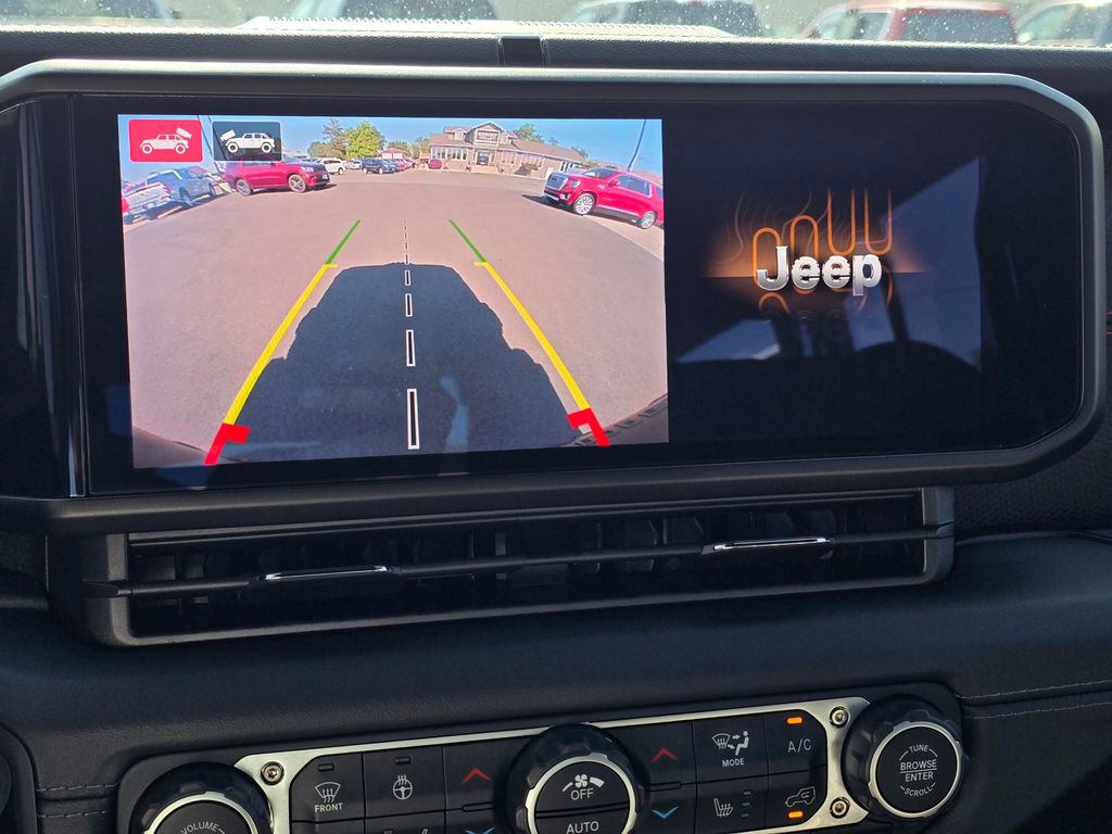 Used 2024 Jeep Wrangler Unlimited Rubicon image 32