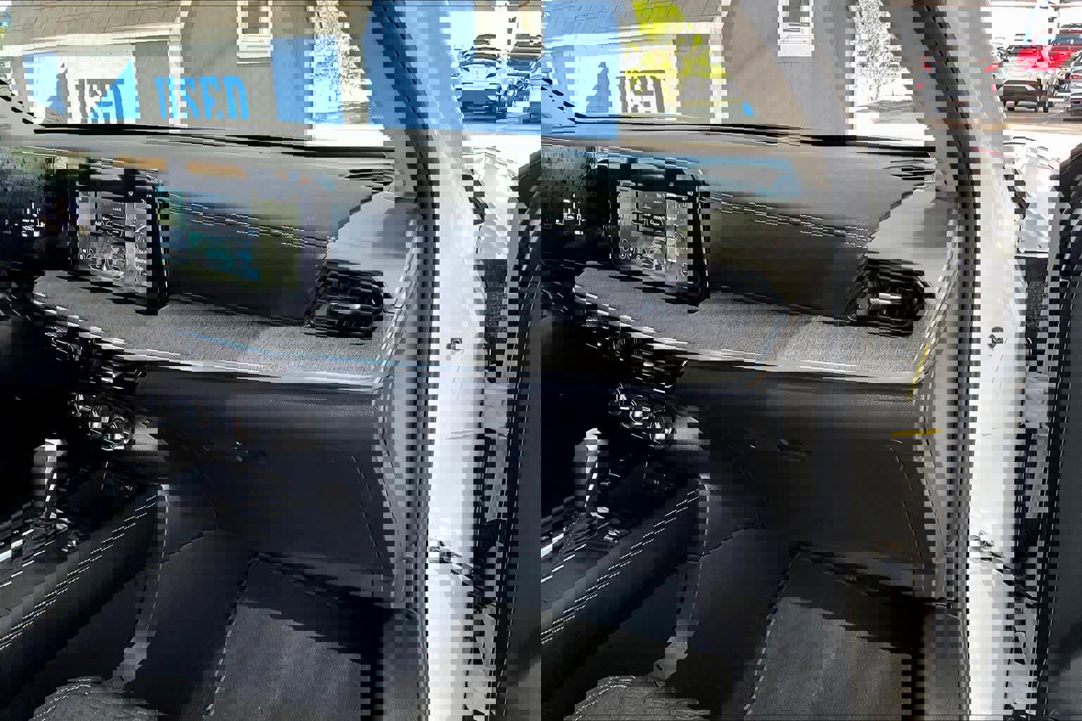 Used 2025 Nissan Kicks SV image 19