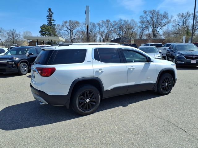 Used 2017 GMC Acadia SLT AWD/4WD image 3