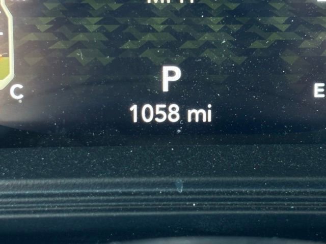 Used 2025 Jeep Gladiator Sport image 32