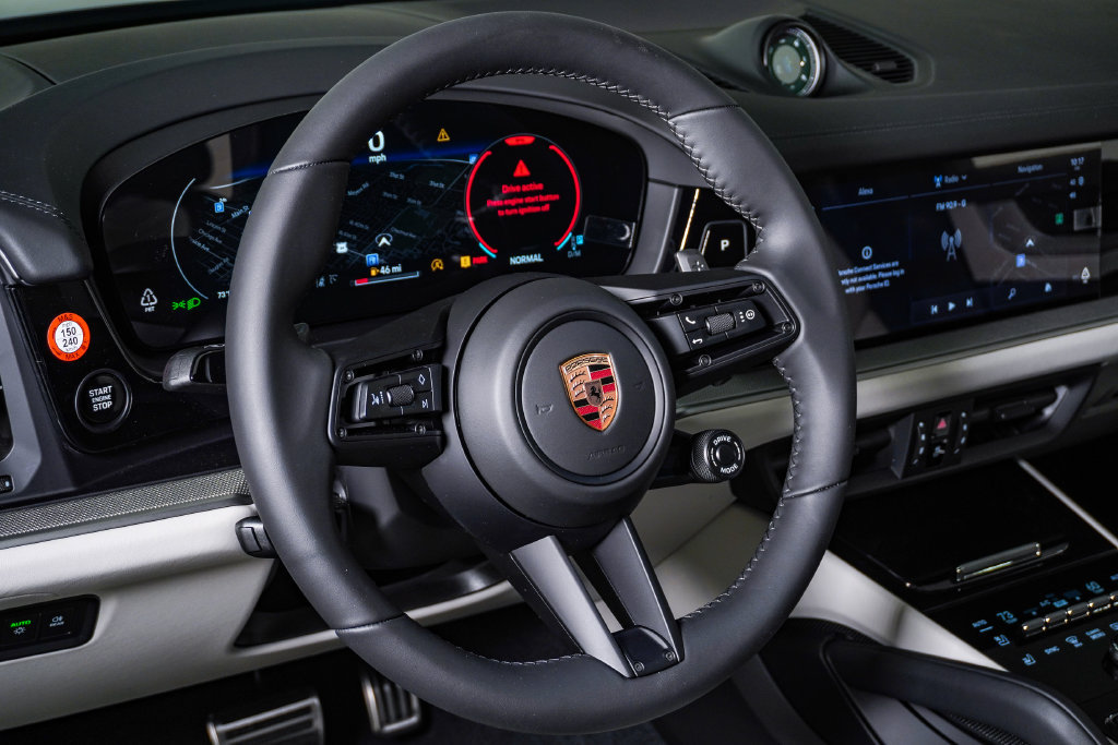 New 2026 Porsche Cayenne S AWD/4WD image 18