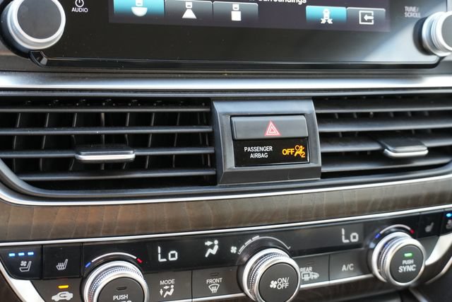 Used 2021 Honda Accord Touring image 32