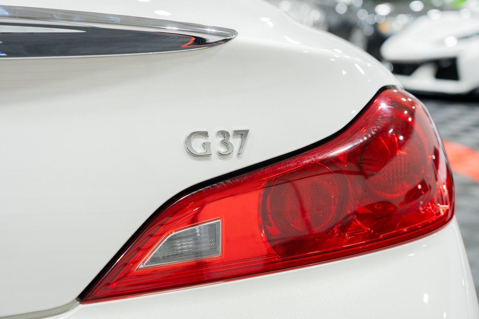 Used 2013 INFINITI G37 IPL RWD image 9