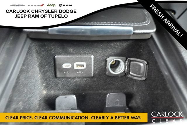 Used 2020 Cadillac XT4 Sport w/ Driver Awareness Package FWD image 17