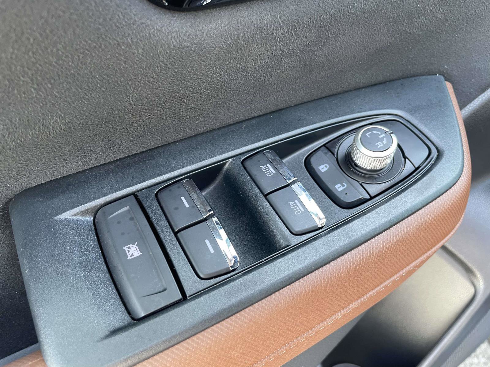 Used 2025 Subaru Forester Touring image 12