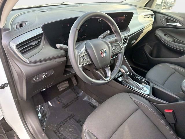 Used 2024 Buick Encore GX Preferred w/ Comfort Package FWD image 21
