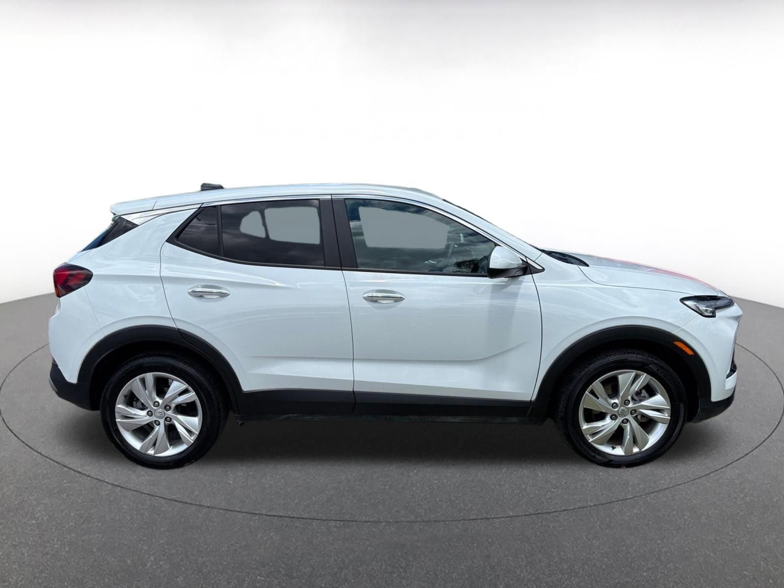 Used 2025 Buick Encore GX Preferred FWD image 15