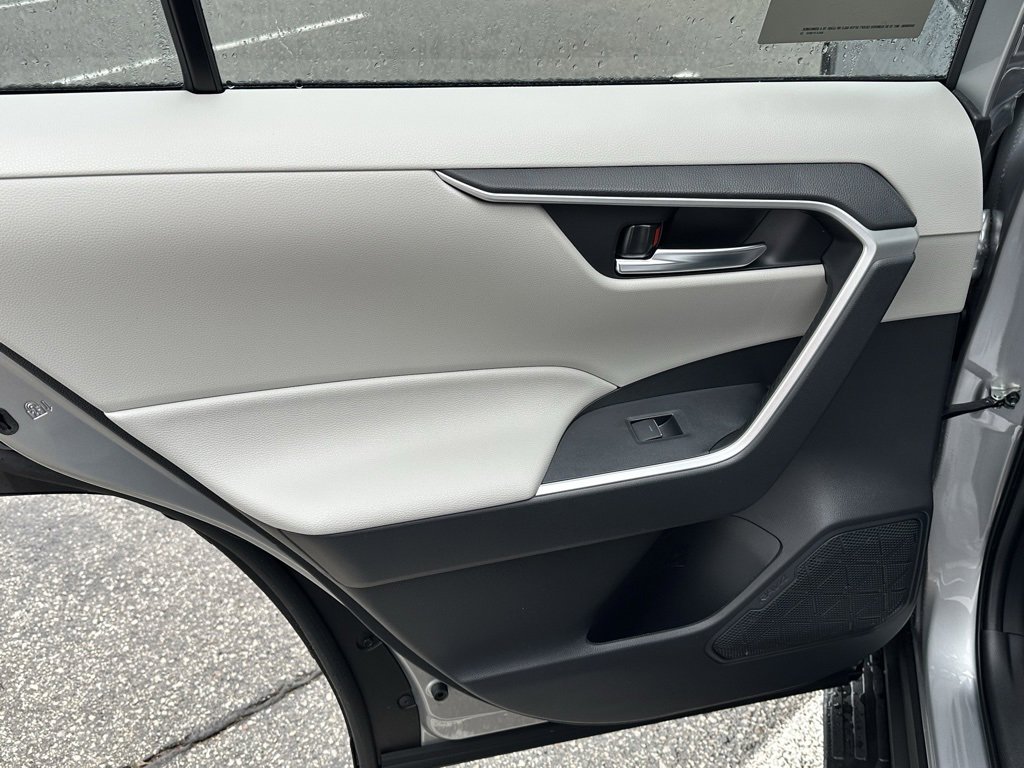 New 2025 Toyota RAV4 XLE image 13
