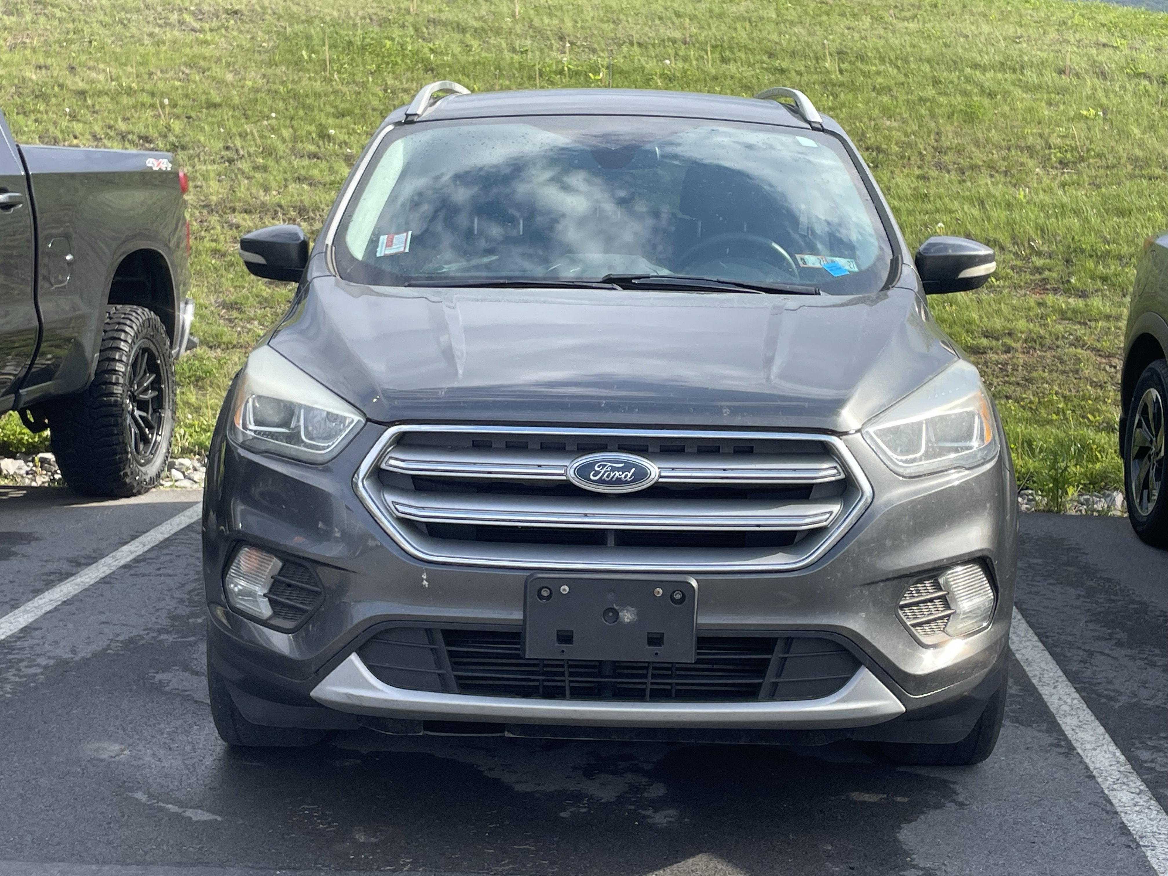 Used 2017 Ford Escape Titanium AWD/4WD video 3