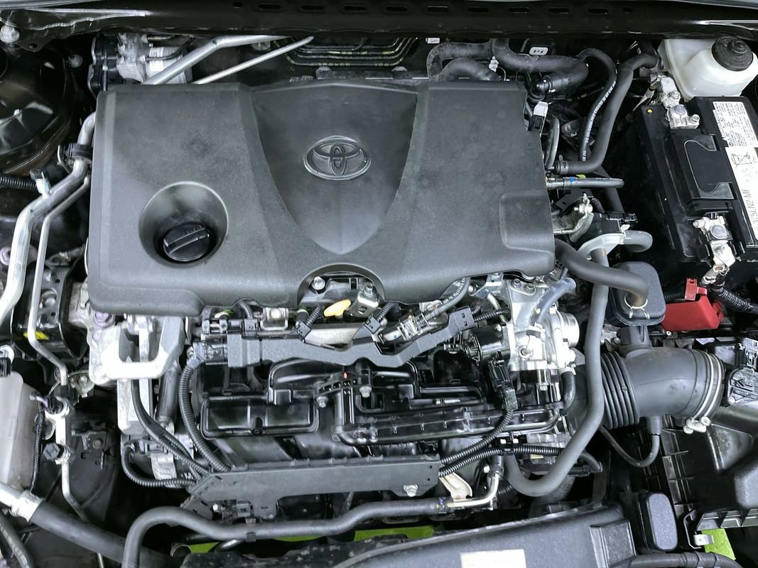 Used 2022 Toyota Camry LE image 28