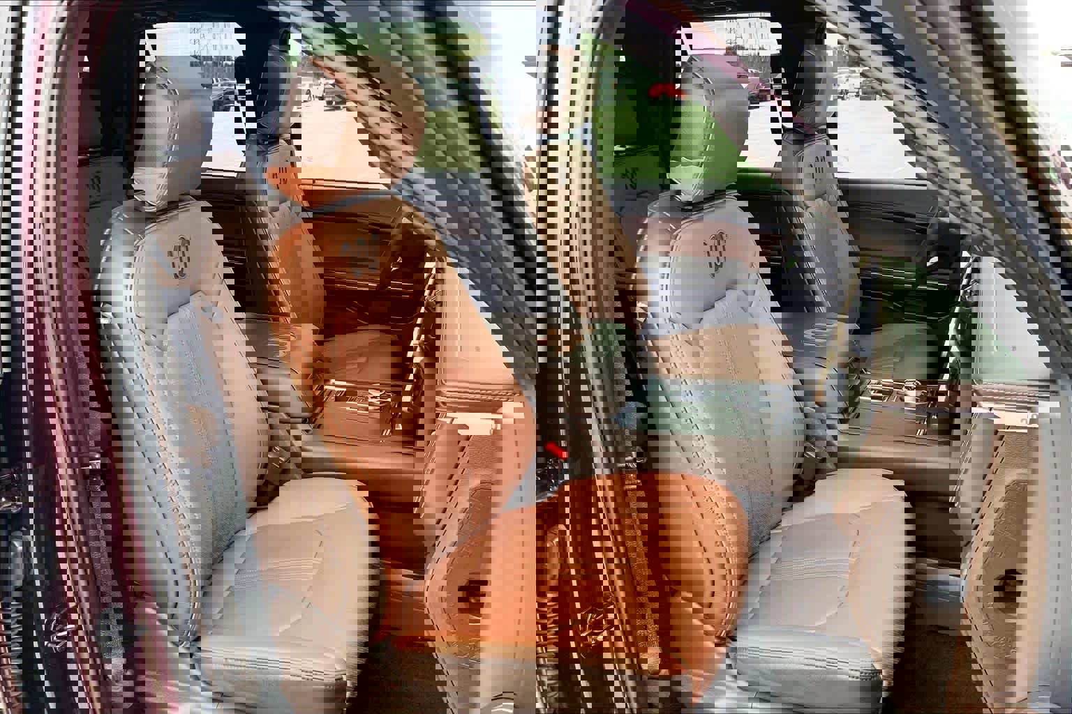 Used 2024 Ford Expedition King Ranch image 8