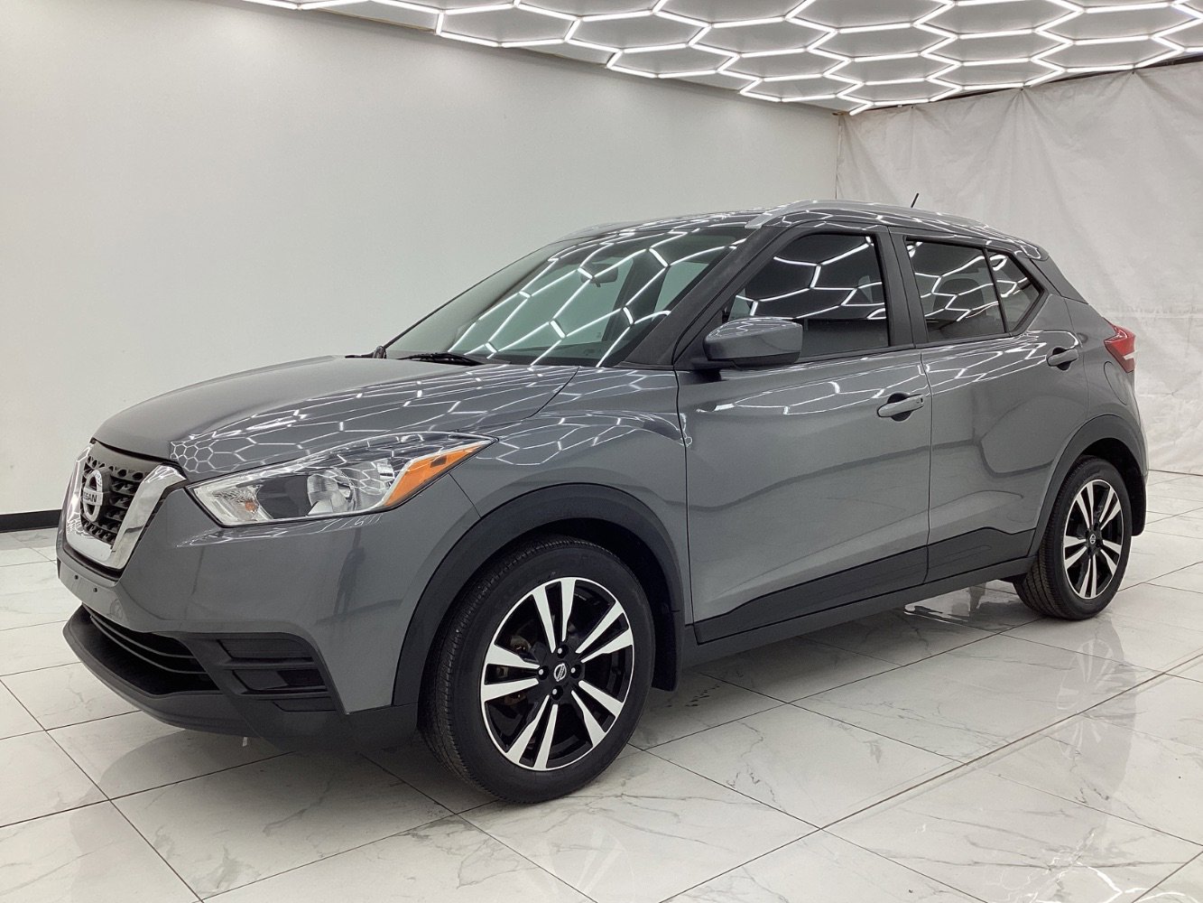 Used 2018 Nissan Kicks SV image 6