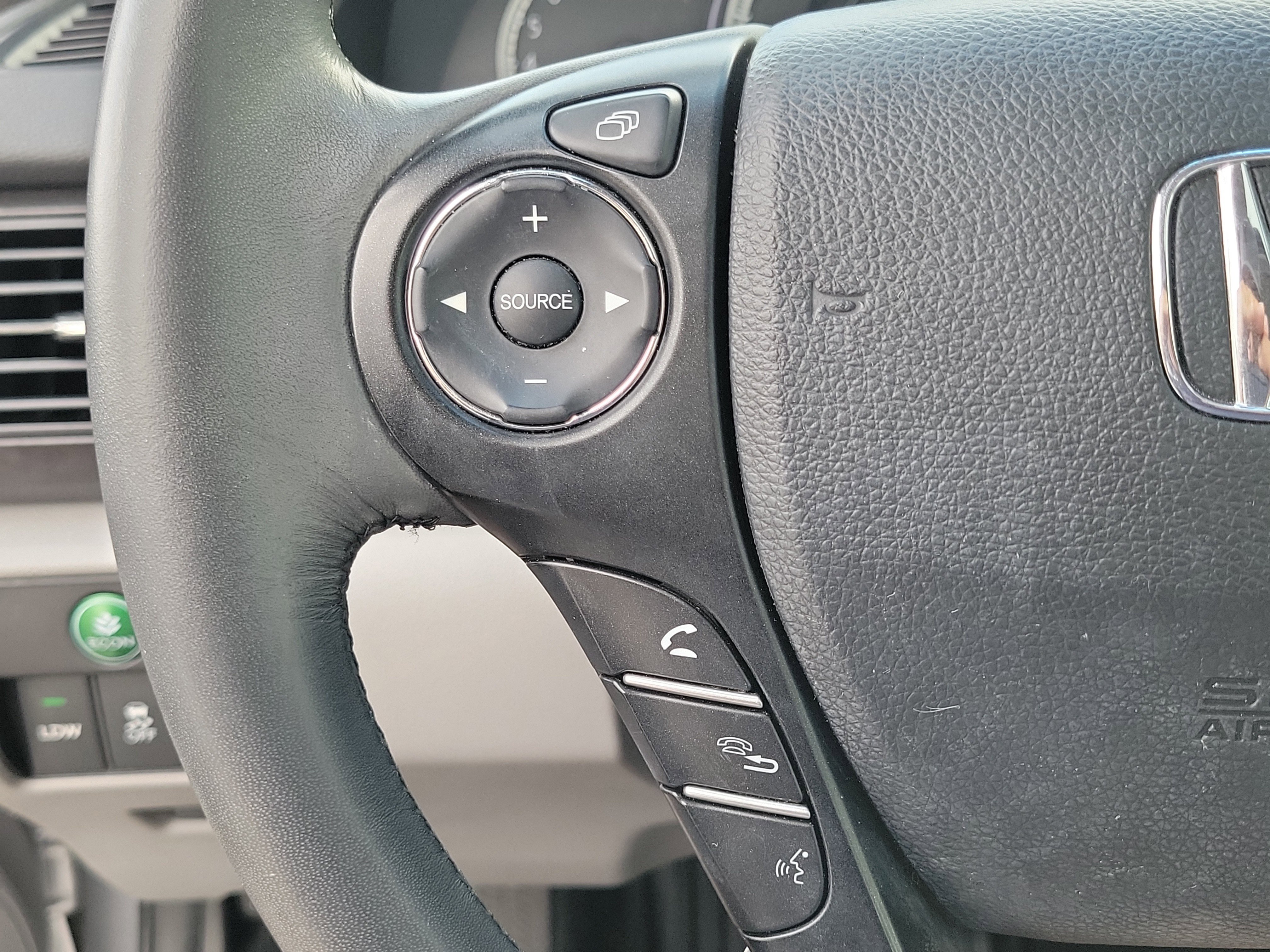 Used 2013 Honda Accord EX-L image 25