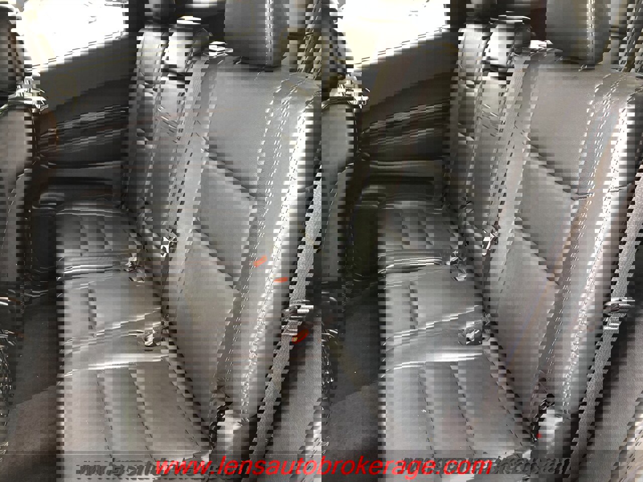 Used 2016 Dodge Durango Limited w/ Nav & Power Liftgate Group image 10