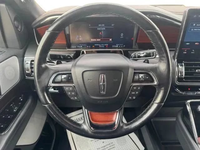 Used 2023 Lincoln Navigator L Reserve AWD/4WD image 25