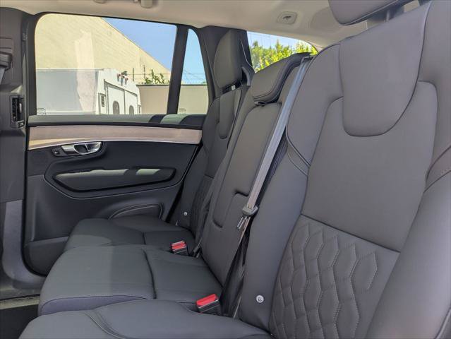 New 2026 Volvo XC90 B6 Plus w/ Protection Package AWD/4WD image 12