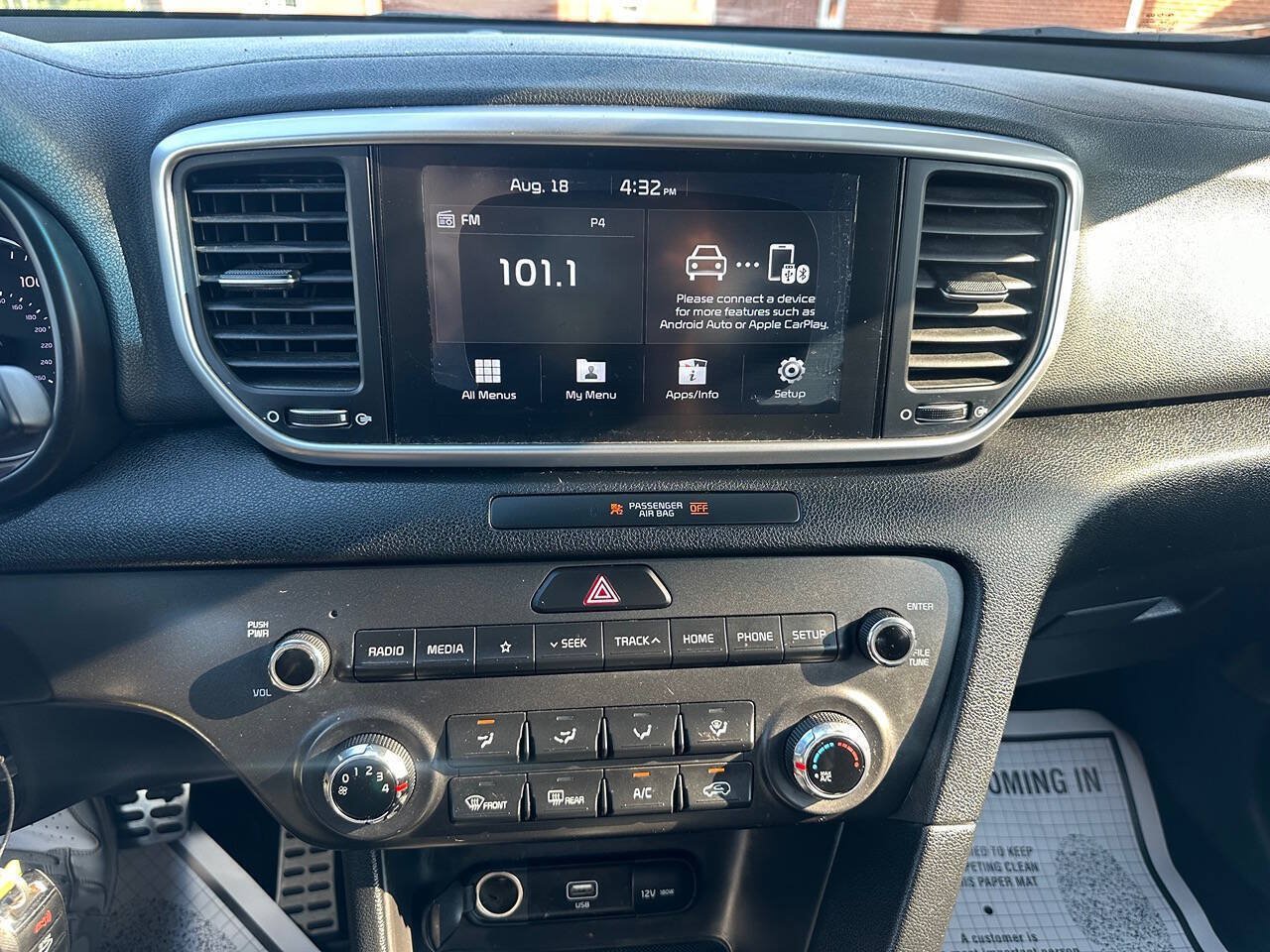 Used 2020 Kia Sportage S FWD image 16