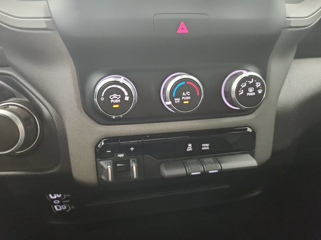 Certified 2024 RAM 2500 Tradesman AWD/4WD image 29