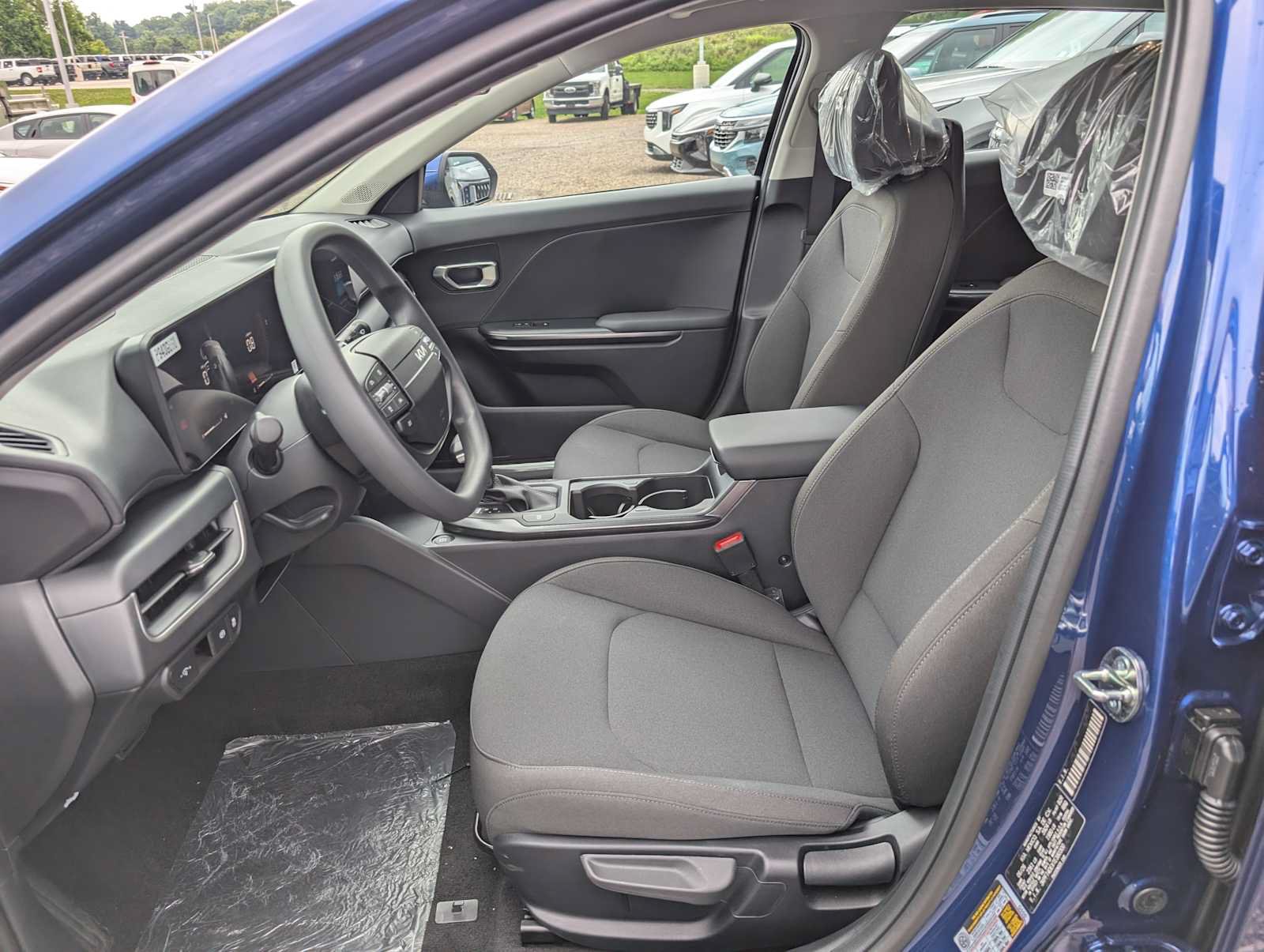 New 2026 Kia K4 FWD image 4