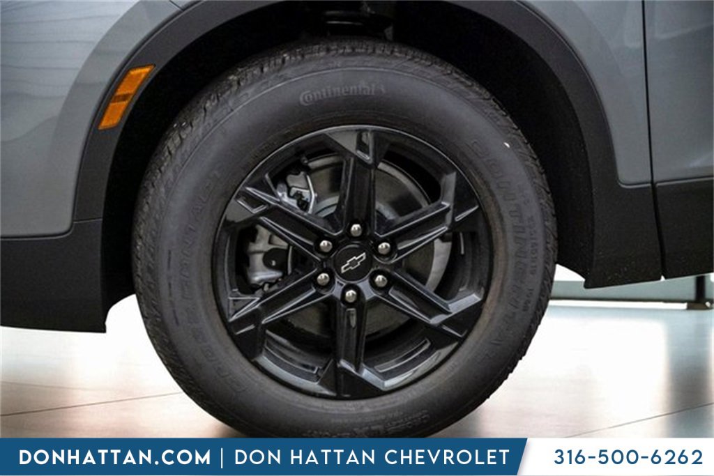 New 2025 Chevrolet Blazer LT w/ Convenience Package image 42