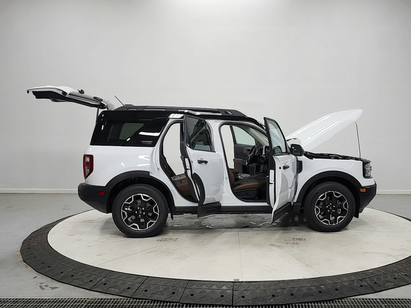 New 2026 Ford Bronco Sport Outer Banks AWD/4WD image 16