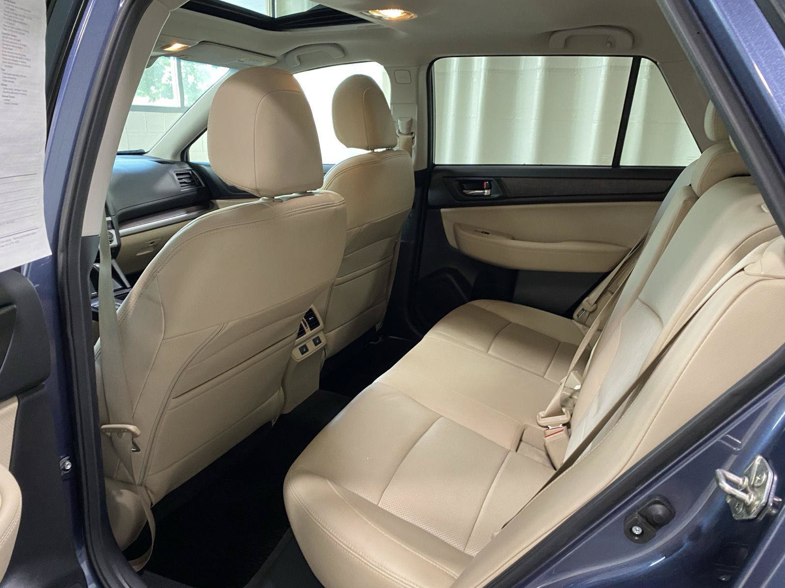 Used 2015 Subaru Outback 2.5i Limited AWD/4WD image 16