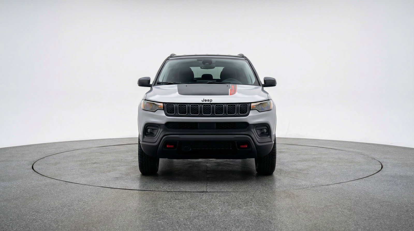 Used 2025 Jeep Compass Trailhawk AWD/4WD image 2
